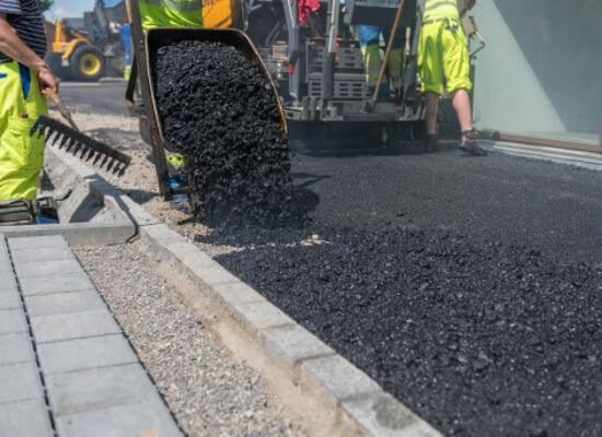building tar driveway