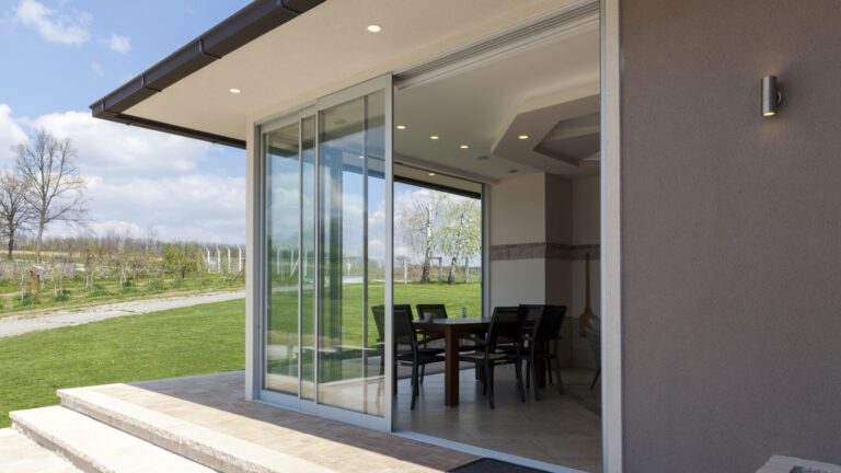 aliminium sliding doors 768x432